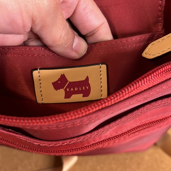 RADLEY LONDON ZIP-TOP CROSSBODY BAG - Picture 11 of 11